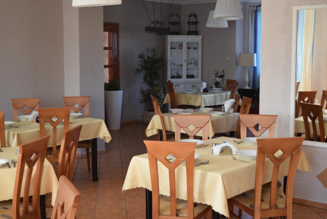 Kalmar Bed & Breakfast Darlowko Ngoại thất bức ảnh