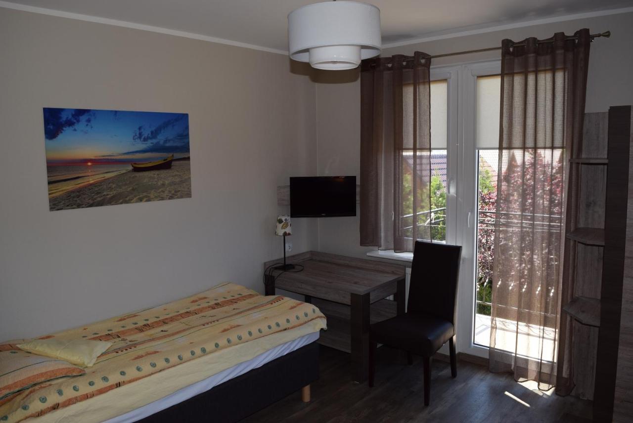 Kalmar Bed & Breakfast Darlowko Ngoại thất bức ảnh