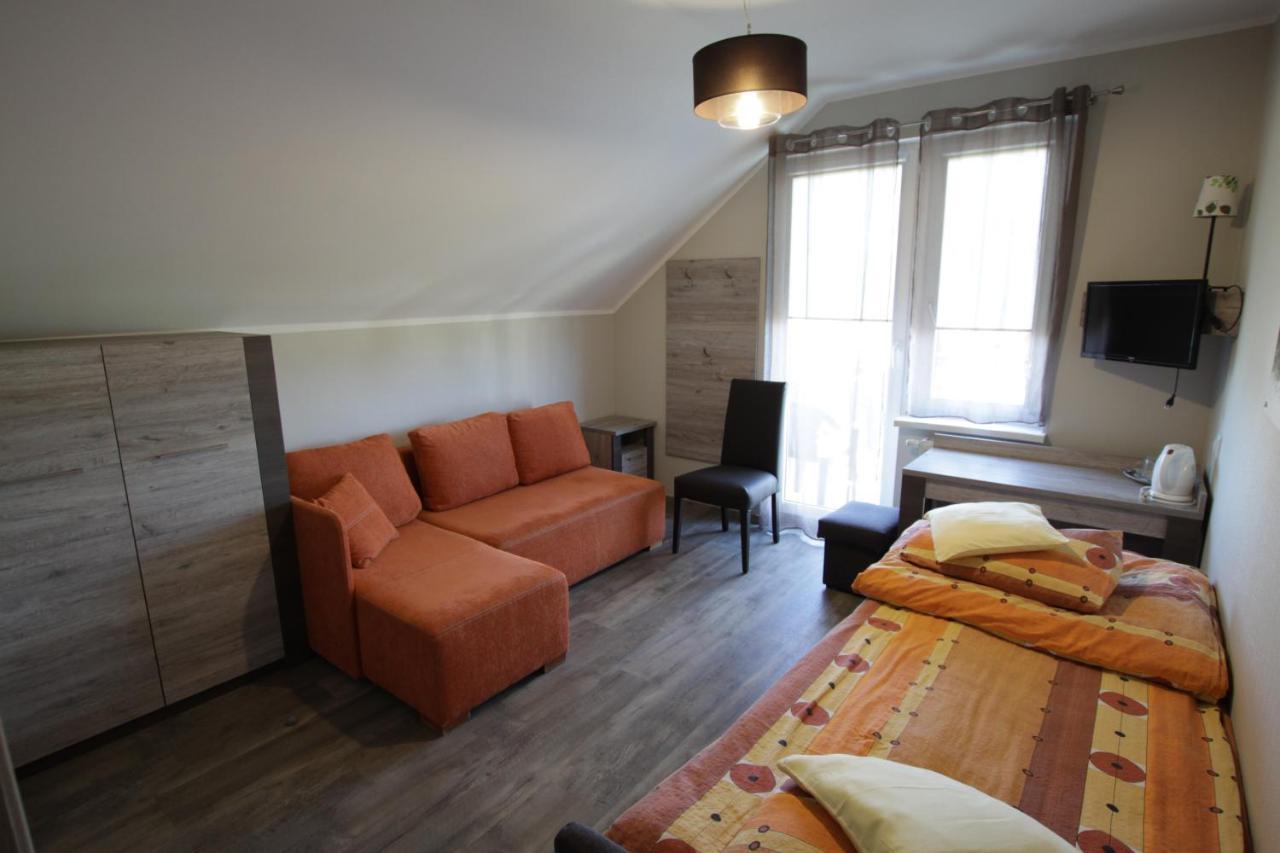 Kalmar Bed & Breakfast Darlowko Ngoại thất bức ảnh