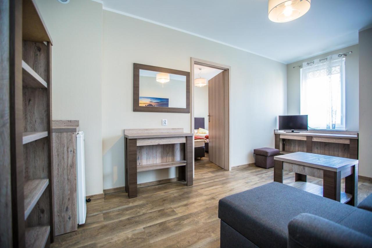 Kalmar Bed & Breakfast Darlowko Ngoại thất bức ảnh
