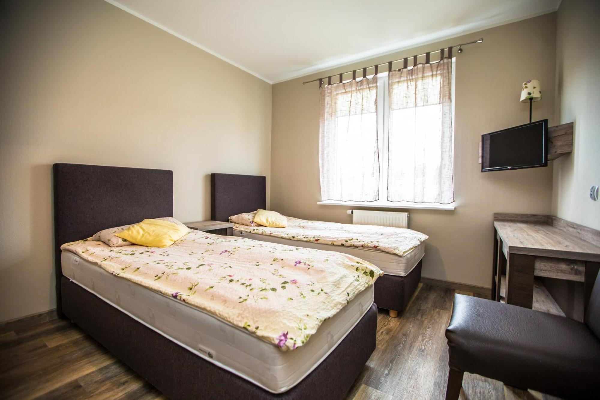 Kalmar Bed & Breakfast Darlowko Ngoại thất bức ảnh